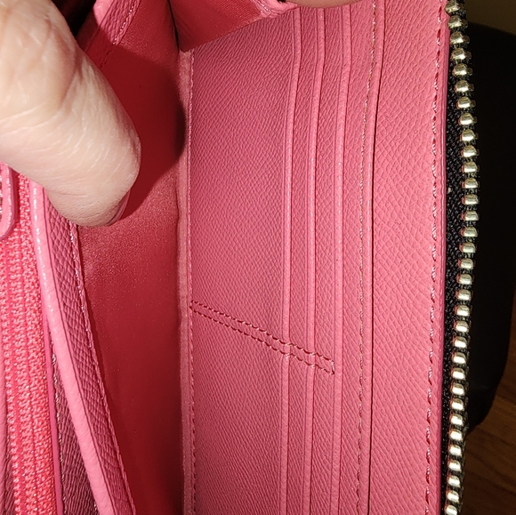 New COACH Ltd. Edition Harley Valentine's Heart Accordion Zip Wallet Pink Hearts - Picture 5 of 10